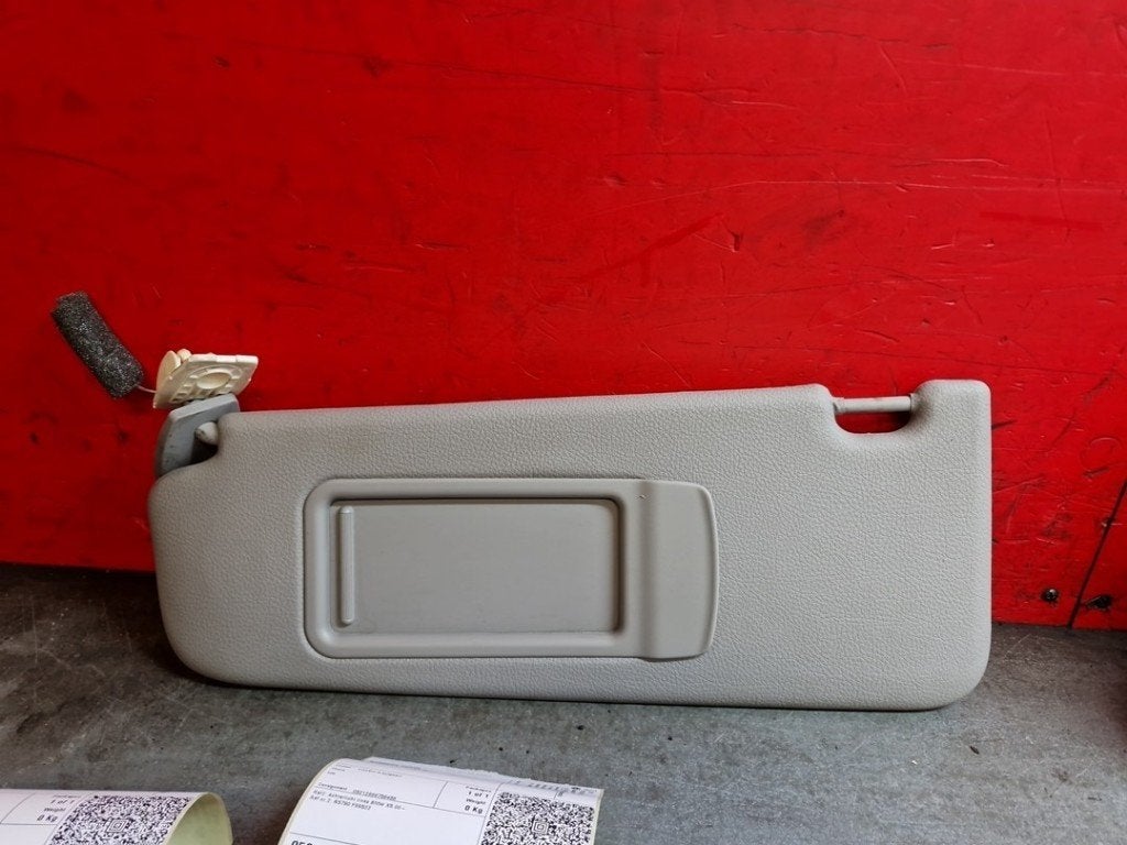 PARE-SOLEIL BMW 5 serie (F10) (01-2009/10-2016), Utilisé, BMW, Petuelring 130
80809  München, DE, Bayerische Motoren Werke AG