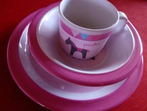 2 baby kinder eetsetjes met bestek, Kinderen en Baby's, Ophalen