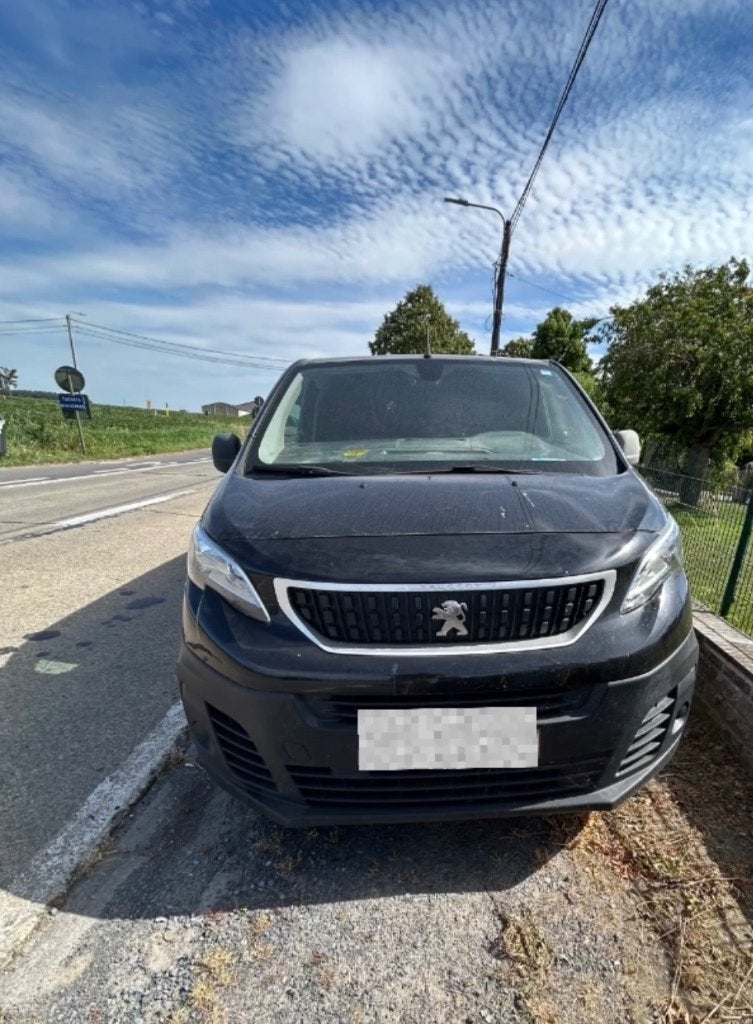 Peugeot expert L2 voor export, Auto's, Bestelwagens en Lichte vracht, 4 deurs, Stof, Zwart, Zwart