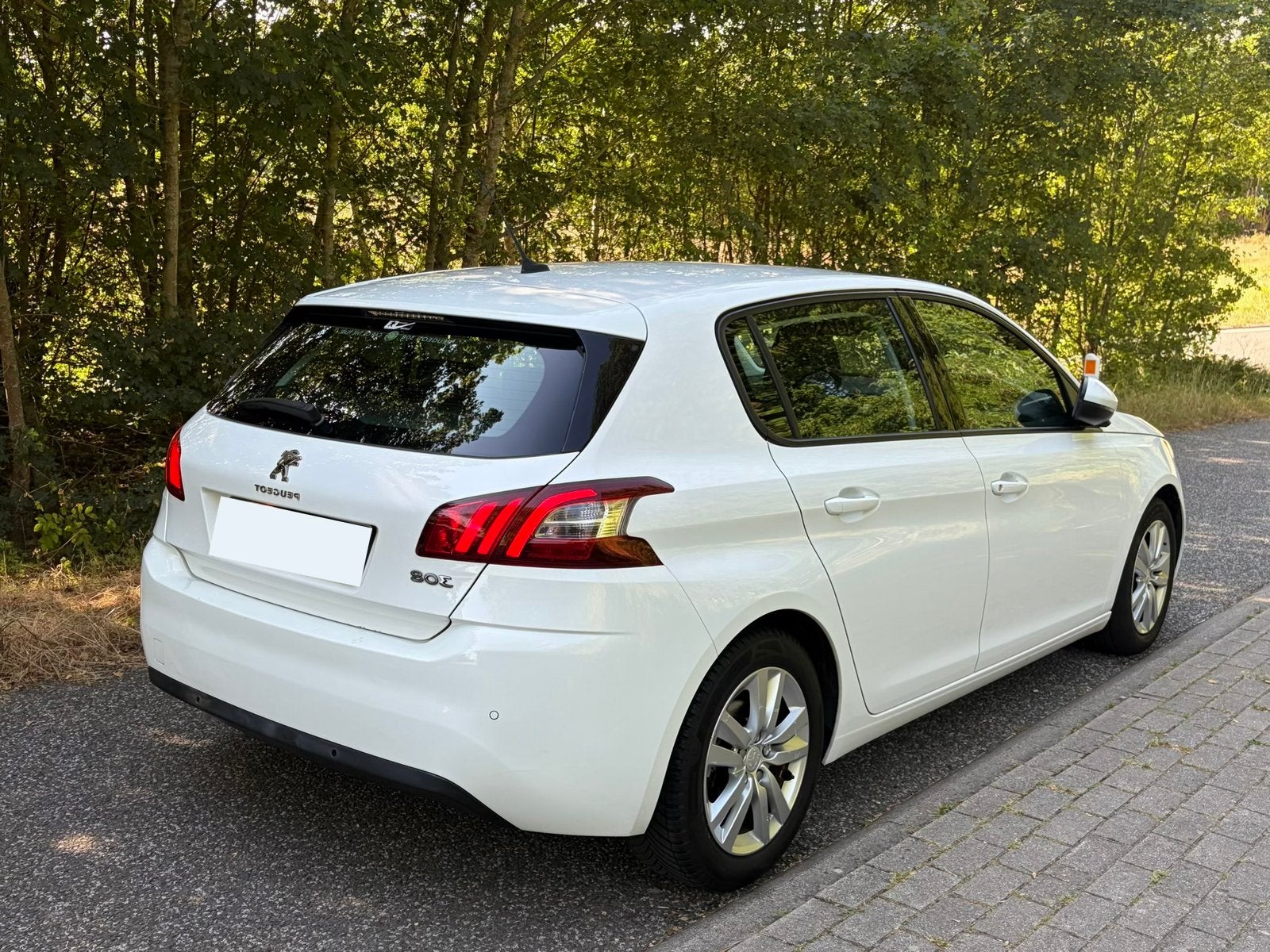 Peugeot 308 1.2 Benzine 2014 Gekeurd voor Verkoop, Auto's, Peugeot, Particulier, ABS, Adaptieve lichten, Airbags, Airconditioning