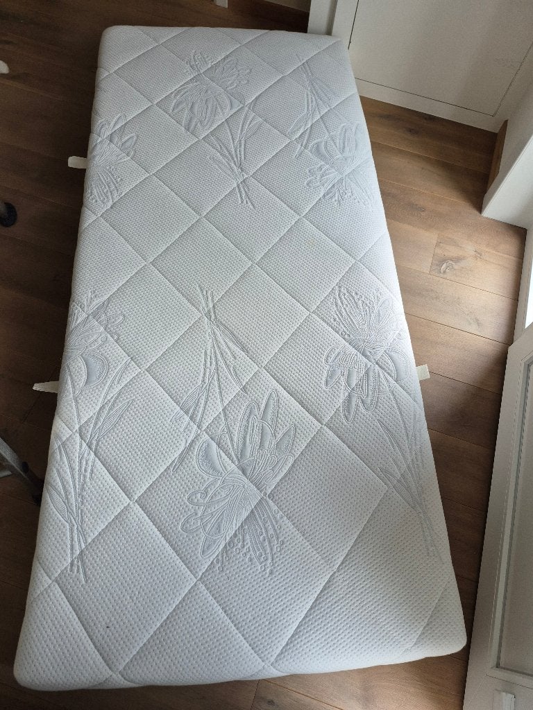 1persoons boxspringmatras 90x200, Ophalen, 90 cm, Eenpersoons, Zo goed als nieuw
