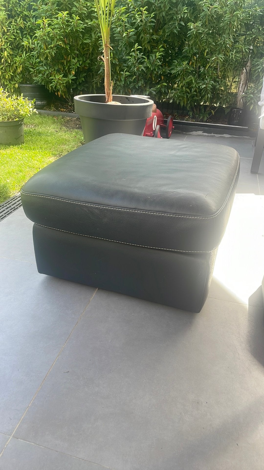 Comfy voetbank/zetel leder met wielen, Ophalen, Zo goed als nieuw