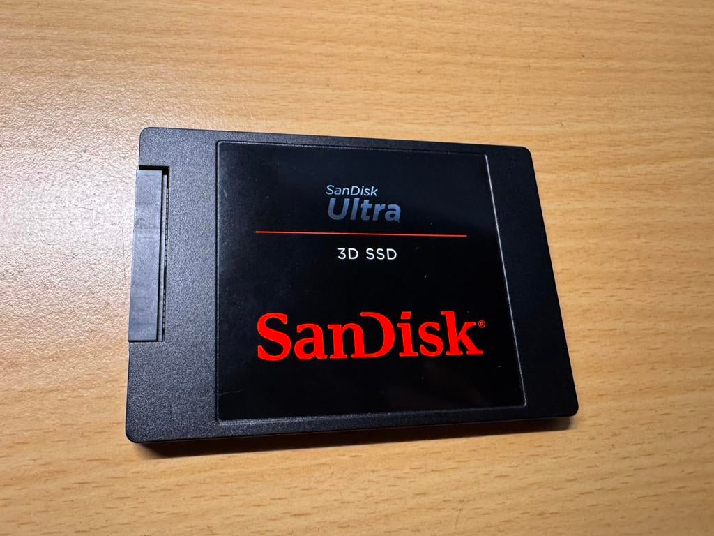 SanDisk Ultra 500GB SATA SSD, Computers en Software, Harde schijven, Intern, Sandisk, Ophalen of Verzenden, Zo goed als nieuw