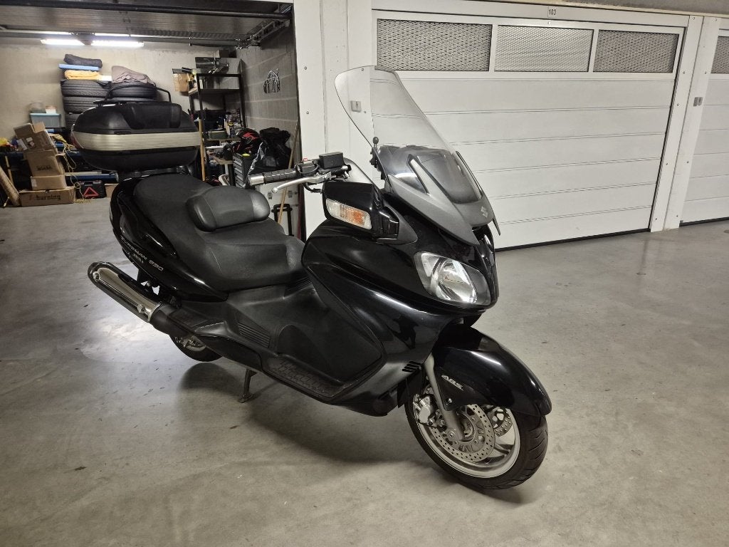 Suzuki Burgman 650cc Executive, Motoren, Gebruikt, Particulier, Meer dan 35 kW, 650 cc