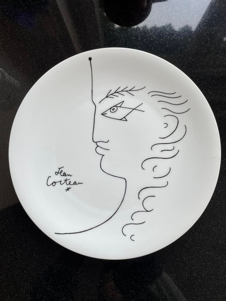 Porceleinen bord getekend Jean Cocteau., Antiek en Kunst, Ophalen of Verzenden