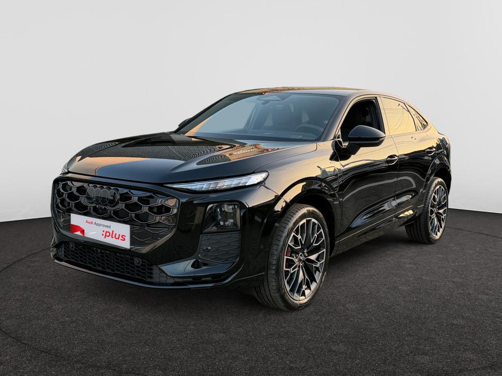 Audi Q3 SUV e-hybrid (PHEV) Q3 SUV e-hybrid 1.5 TFSI Corpora, Auto's, Automaat, Airbags, Zwart, Hybride Elektrisch/Benzine