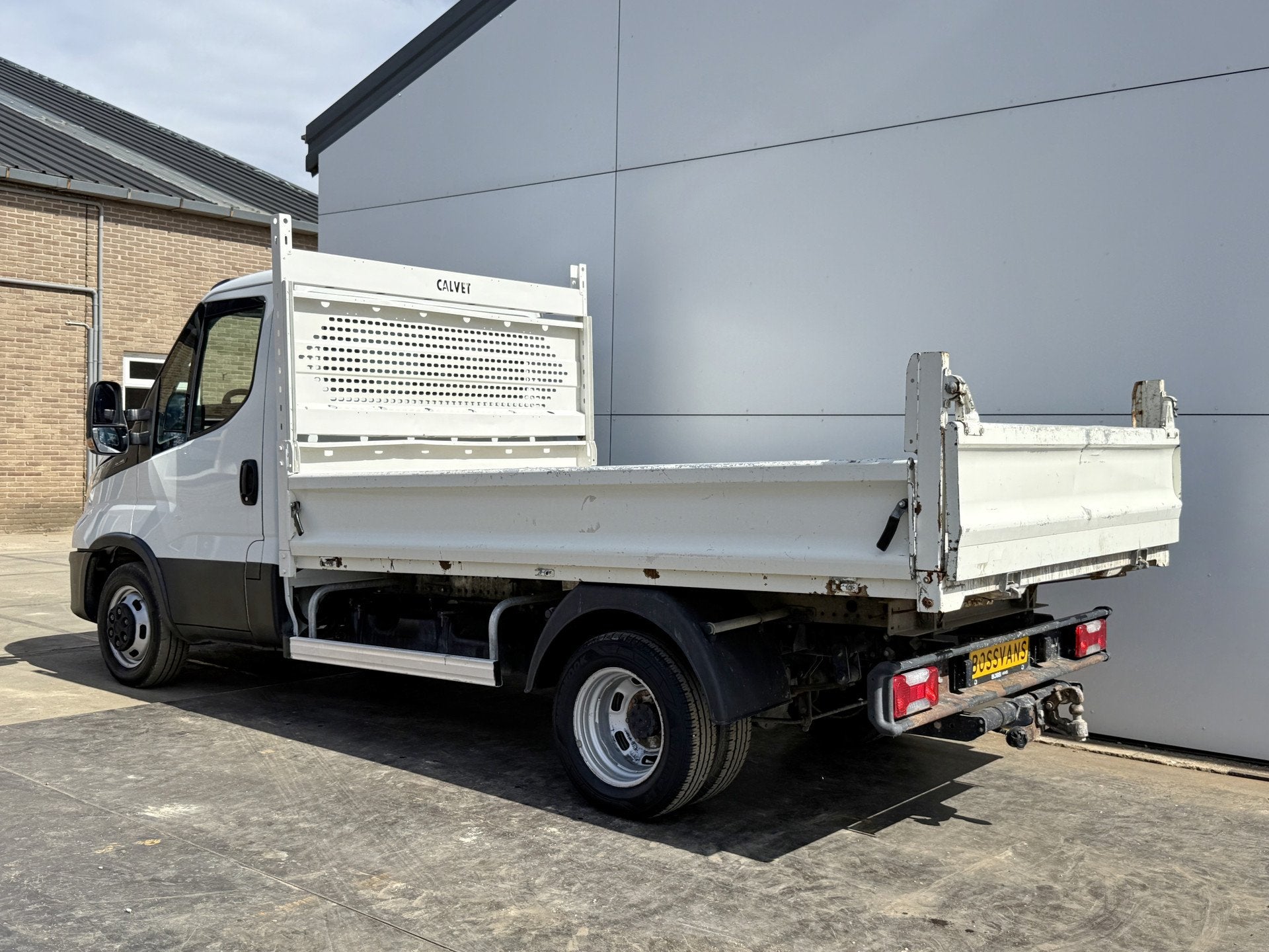 Iveco Daily 35C14 2.3 Kipper Dubbellucht 3,5t Airco Cruise C, Achat, Entreprise, Boîte manuelle, Noir