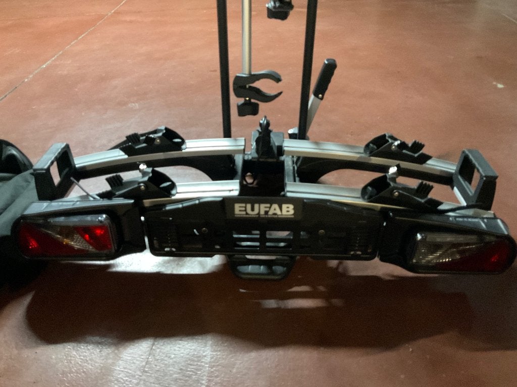 Porte vélos pour deux vélos électriques, Support d'attelage, Comme neuf, Enlèvement, 2 vélos