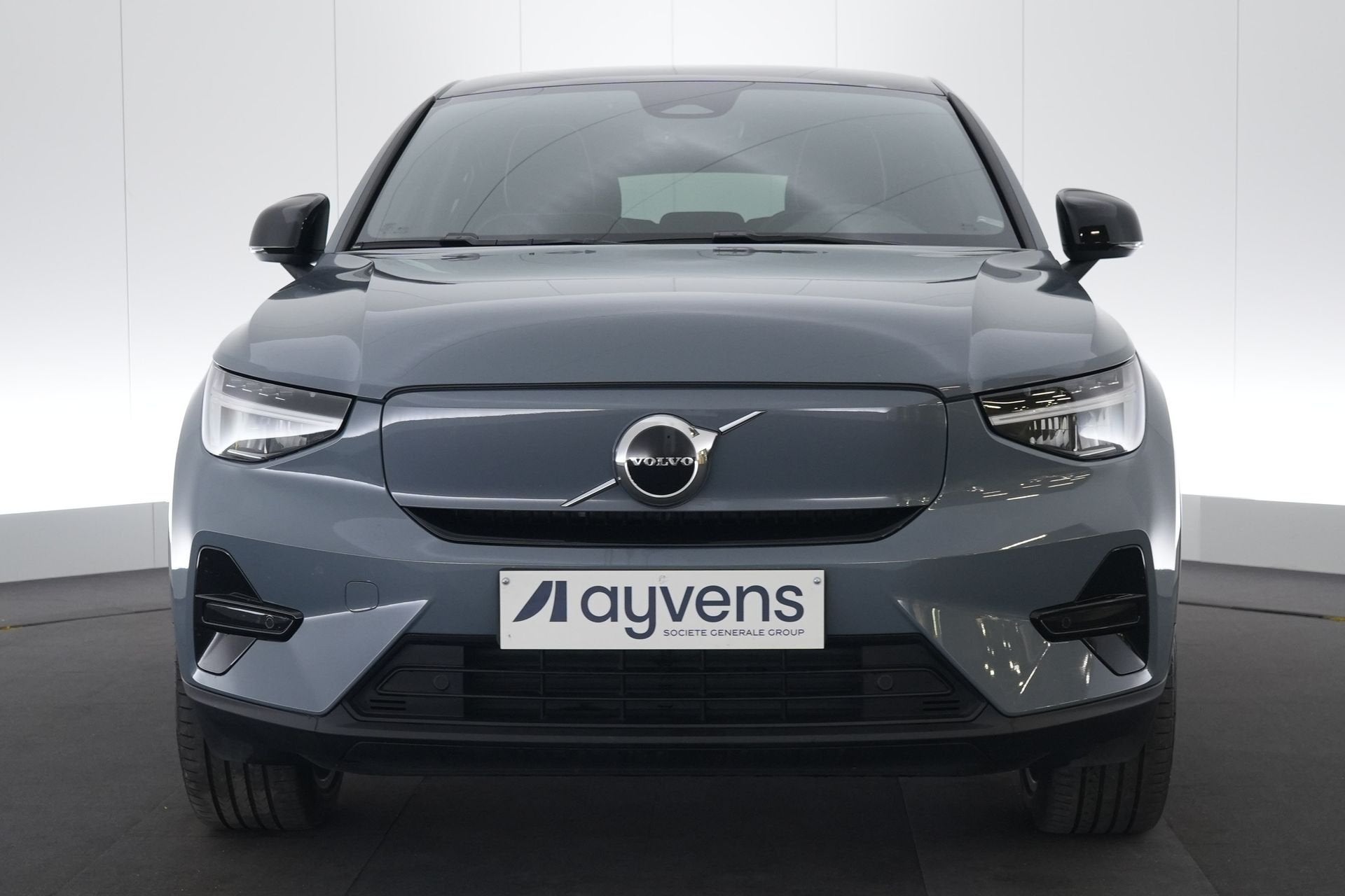 (2CME579) VOLVO C40, Autos, Argent ou Gris, Achat, Entreprise, Carnet d'entretien