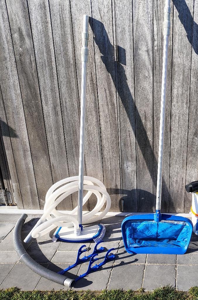 Zwembadstofzuiger en net te koop! Inclusief ophangset., Tuin en Terras, Ophalen, Zo goed als nieuw, Overige typen