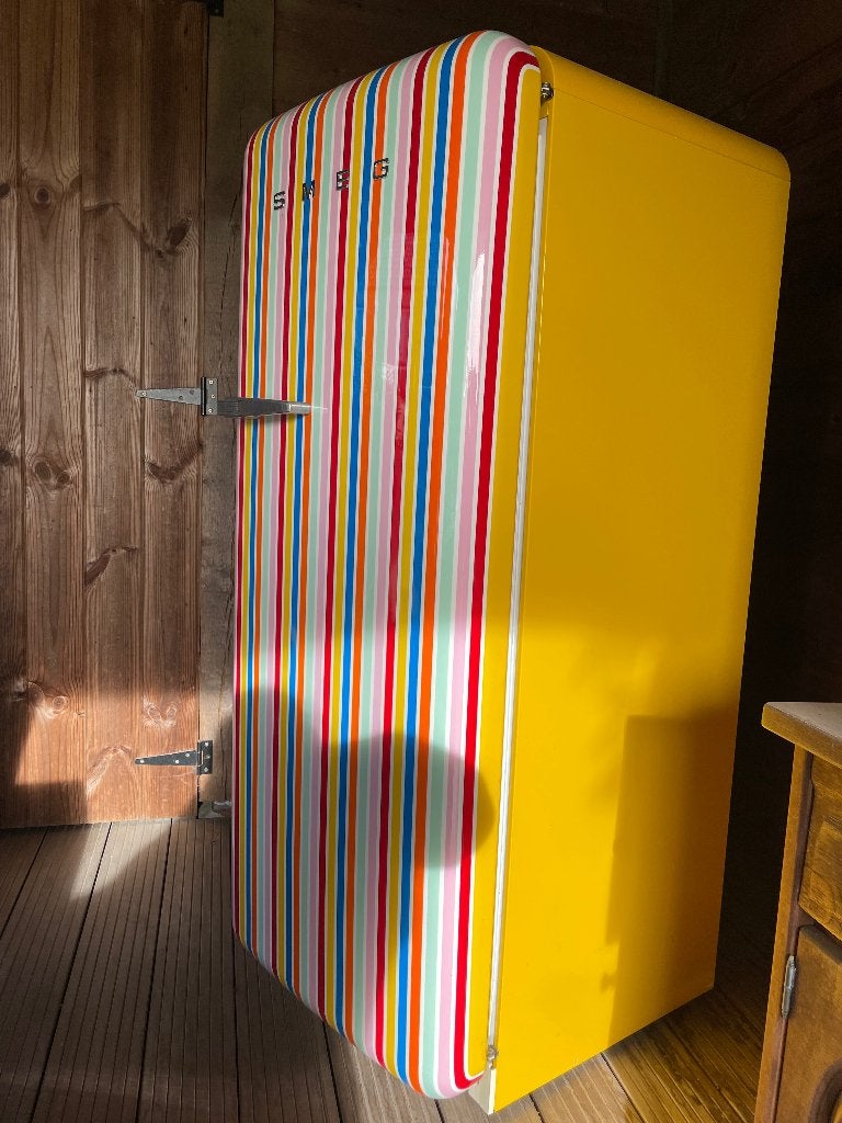 SMEG koelkast, Elektronische apparatuur, Ophalen, Zo goed als nieuw, Met vriesvak