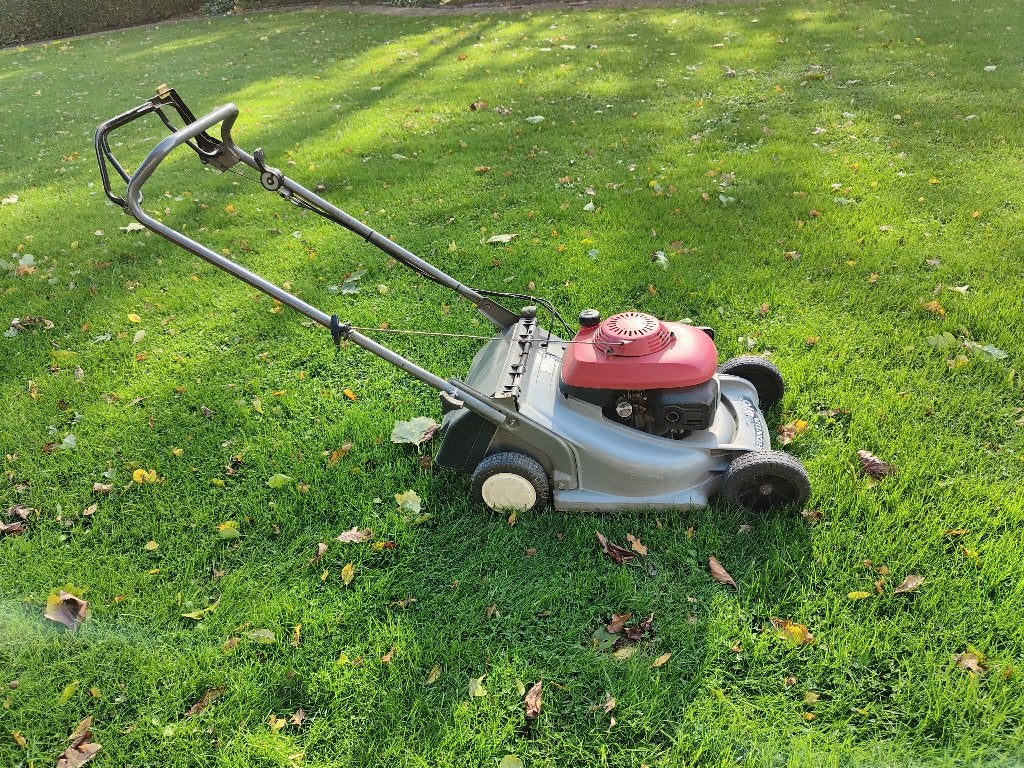 Honda grasmaaier zelf trekker, Ophalen, Gebruikt, Honda., Opvangzak