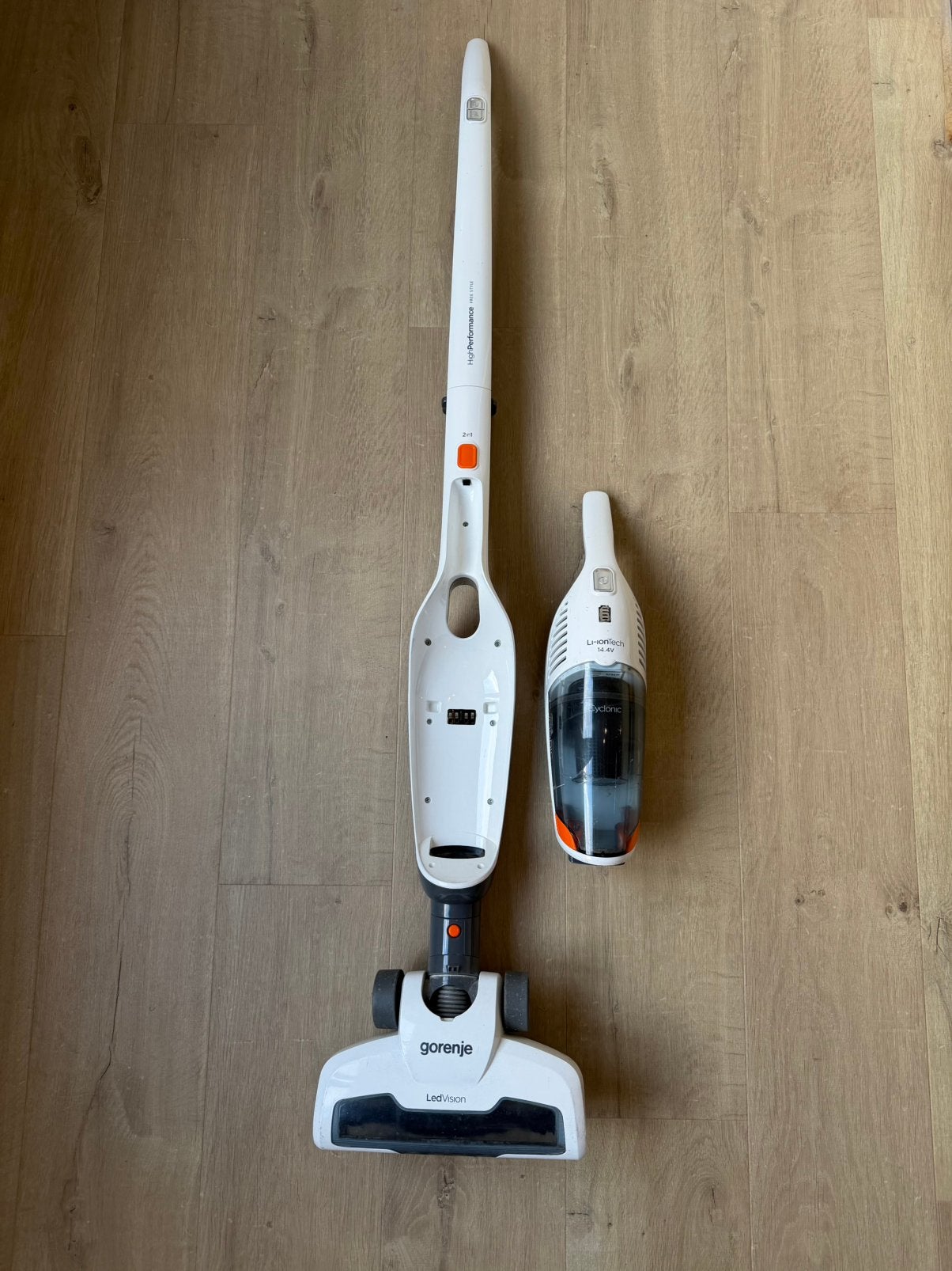 Gorenje 2-in-1 Steelstofzuiger - Wit (14.4V), Elektronische apparatuur, Ophalen, Overige merken, Zo goed als nieuw, Draadloos