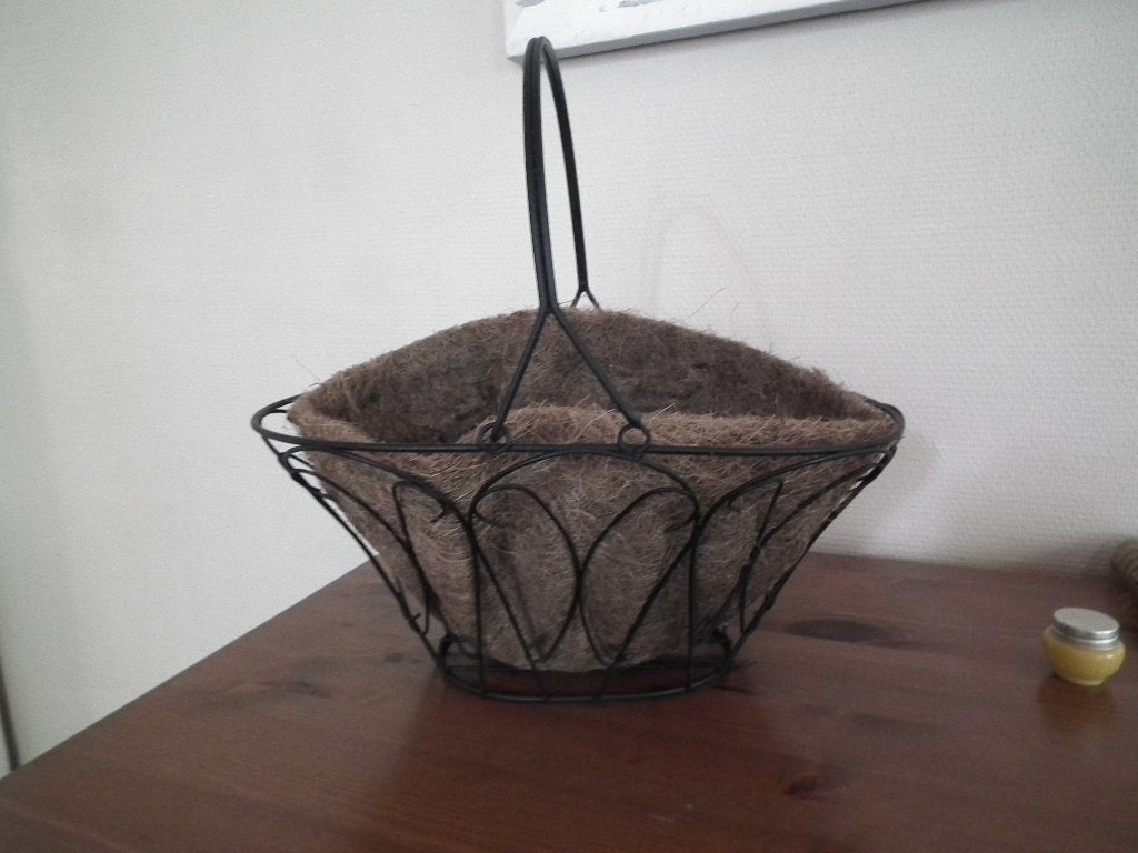 Ovale mand van zwart metaal en ronde mand van kokosvezel, 25 tot 40 cm, Gebruikt, Verzenden, Minder dan 40 cm