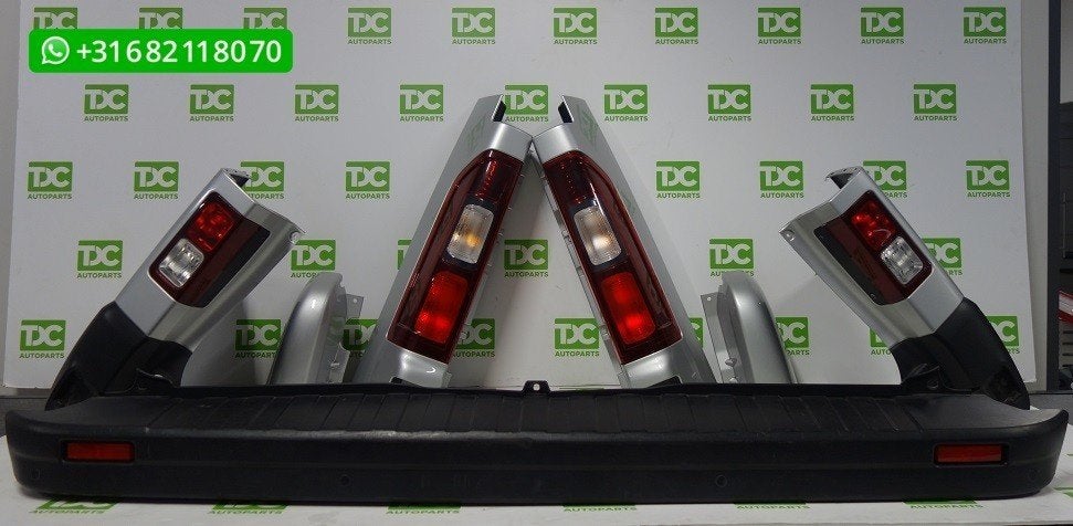 Renault Trafic ('14-'19) Achterbumper met pdc zilvergrijs, Auto-onderdelen, Gebruikt, Renault, Ophalen of Verzenden, Achter