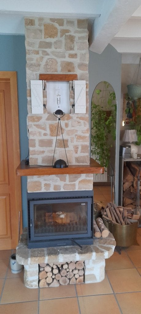 Poêle à bois fonte 3 vitres panoramiques avec ventilation, Encastré, Enlèvement, Utilisé, Bois