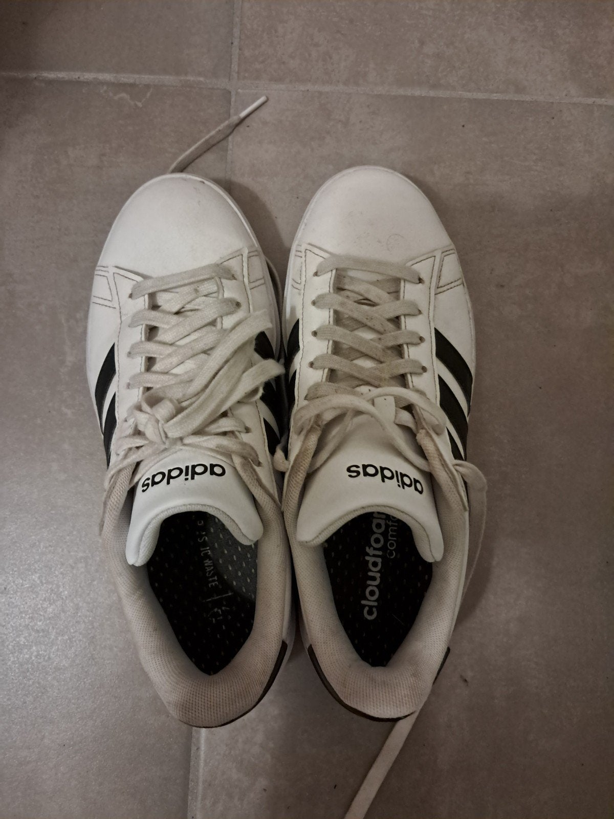 Adidas heren maat 40, Vêtements | Hommes, Chaussures, Porté, Enlèvement, Adidas, Chaussures de sport
