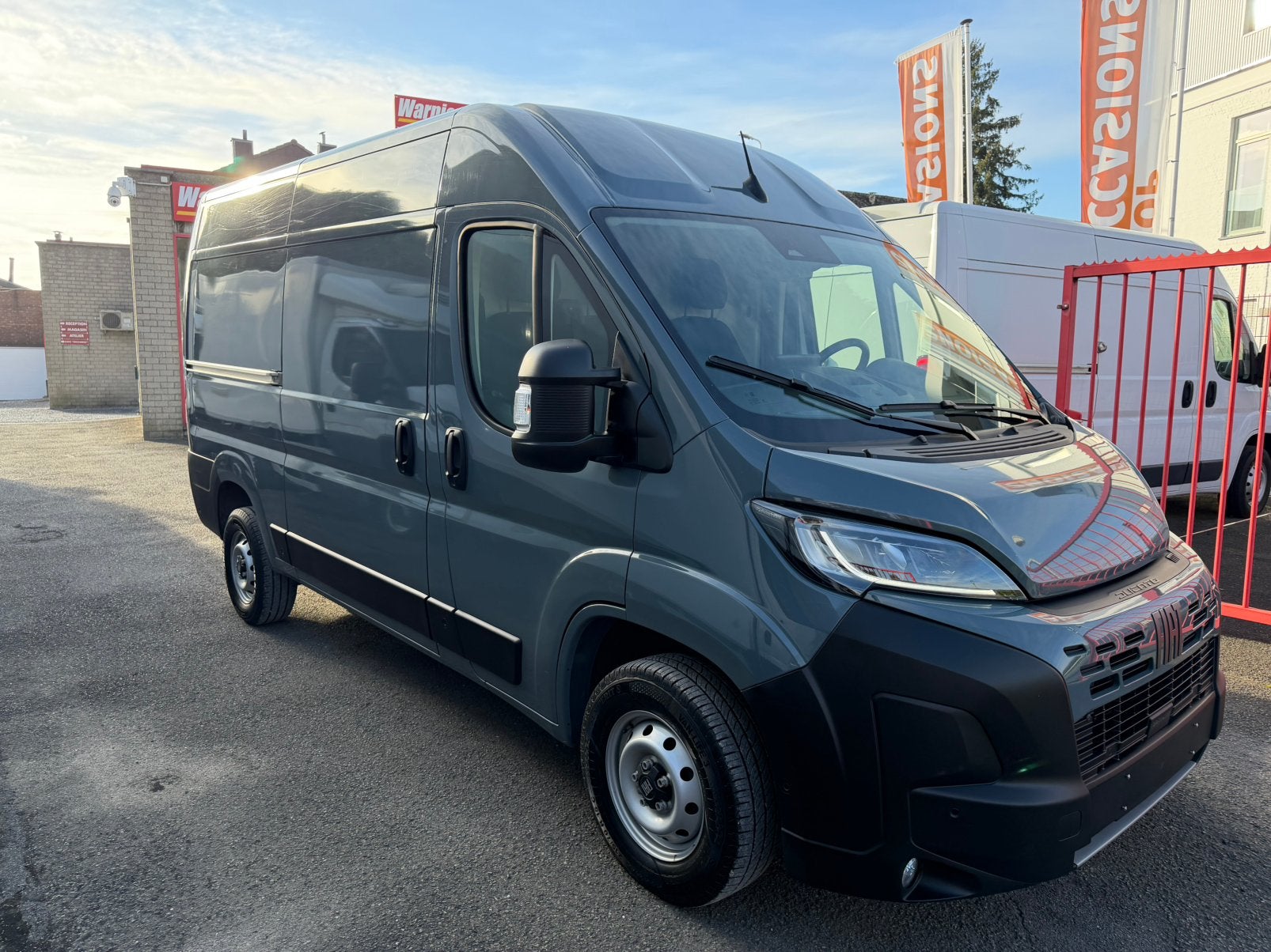 Fiat Ducato L2H2, Argent ou Gris, Achat, Euro 6, 3 places