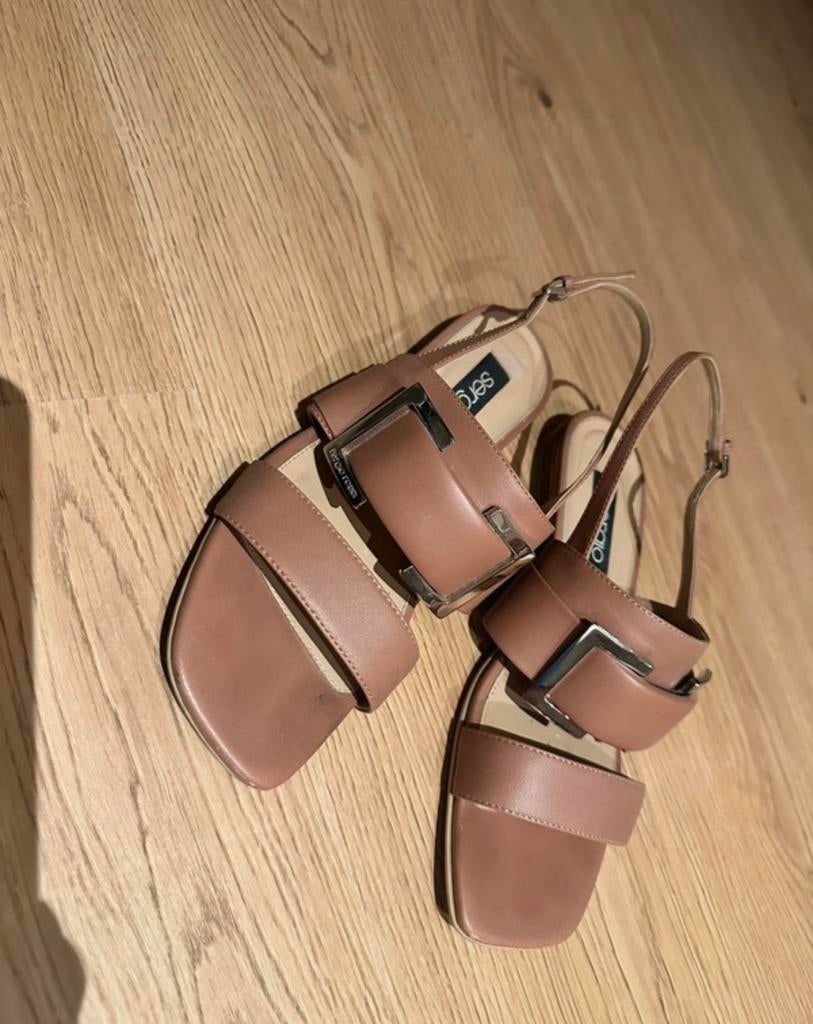 Sandalen sergio rossi 36, Bruin, Zo goed als nieuw, Sandalen of Muiltjes, Ophalen of Verzenden