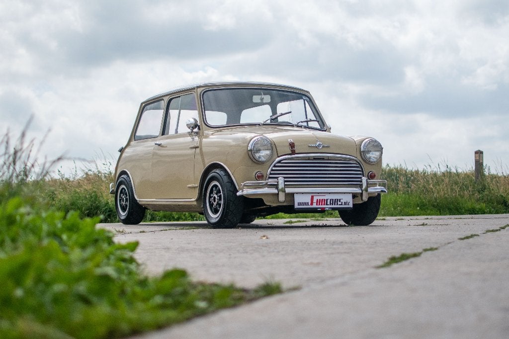 Mini Cooper | initialement livrée en Belgique, Autos, Mini, Entreprise, Achat, Cooper, Essence, Hatchback, 2 portes, Boîte manuelle