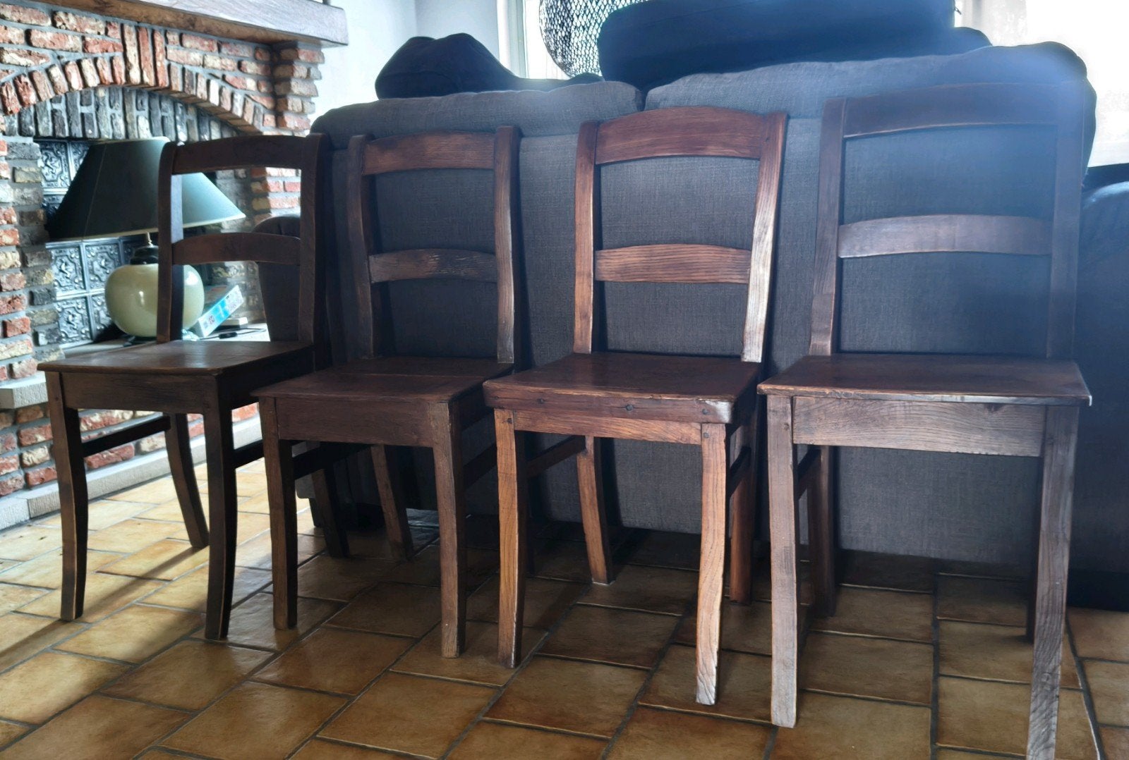 Lot de 4 chaises en bois, Maison & Meubles, Comme neuf, Brun, Enlèvement, Bois