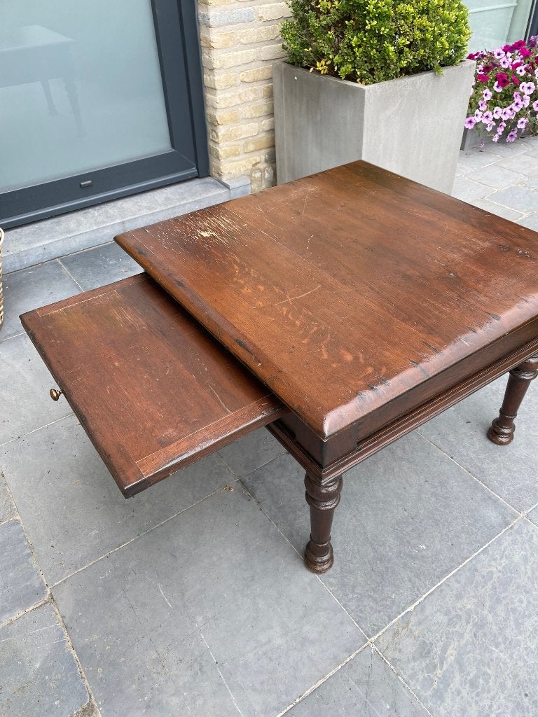 Royal antique collection tafeltje, Ophalen