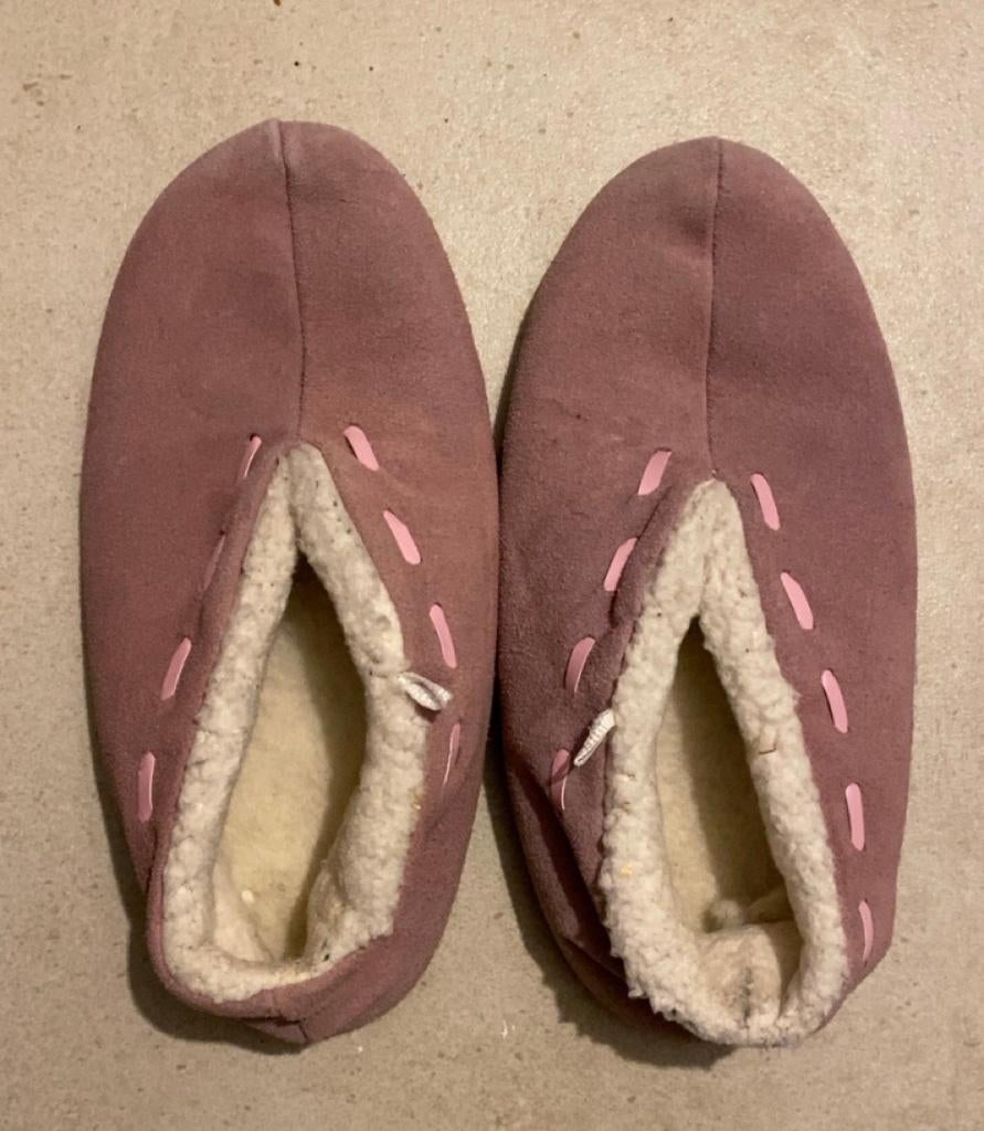 Pantoffel in daim met wol - maat 37, Overige typen, Maat 35 t/m 38, Ophalen of Verzenden, Roze