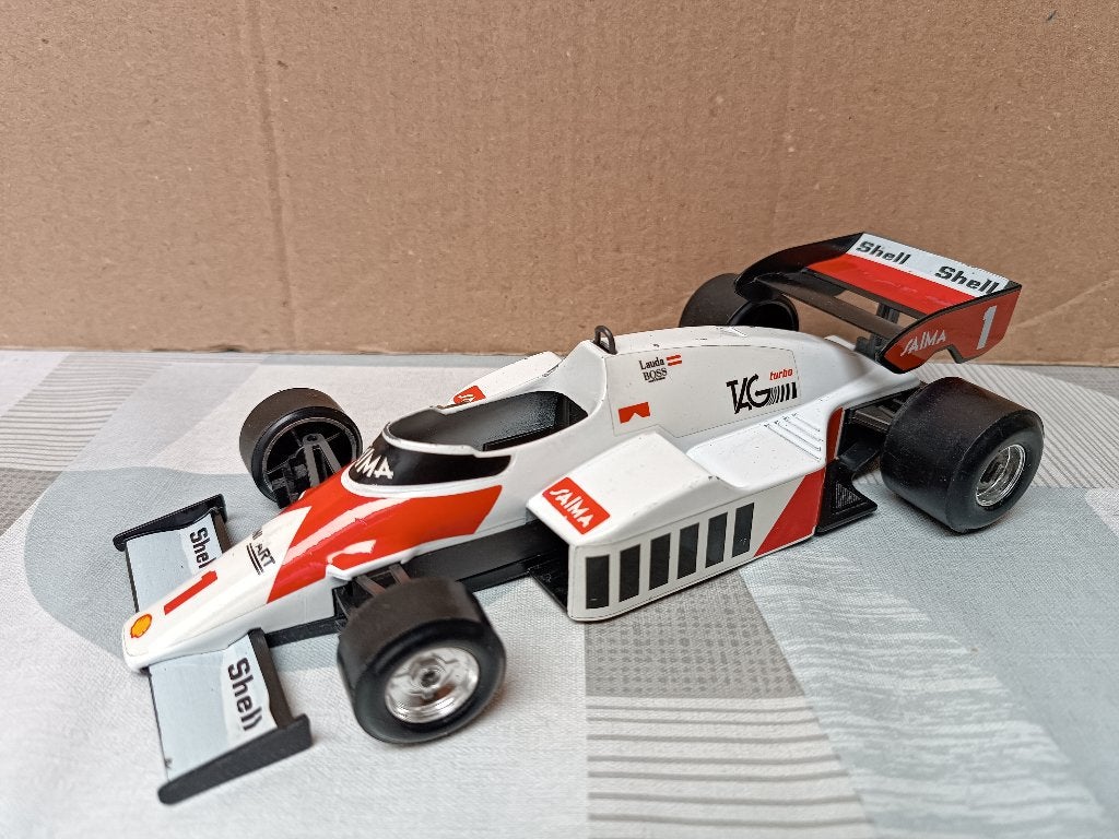 F1 - Bburago- McLaren MP4/2 - TAG Turbo - Burago - Formule 1, Verzamelen, Ophalen of Verzenden, Gebruikt, Formule 1