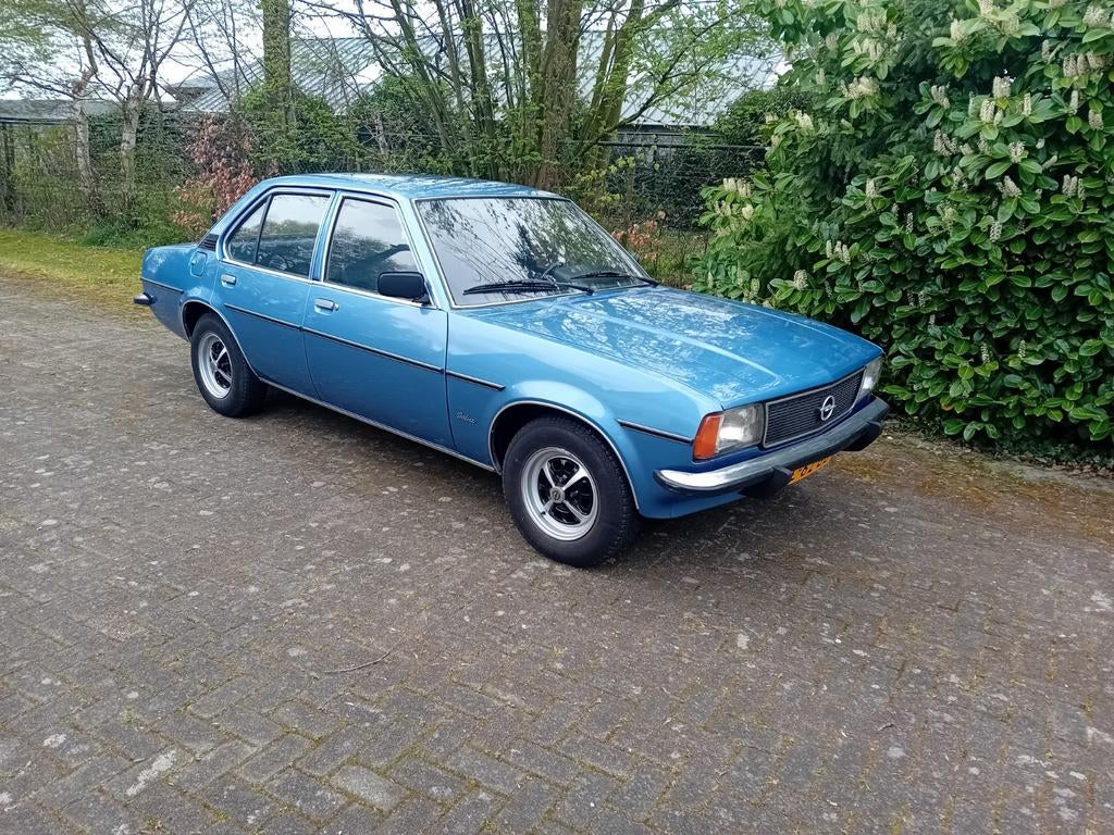 Opel ascona b, Enlèvement, Opel