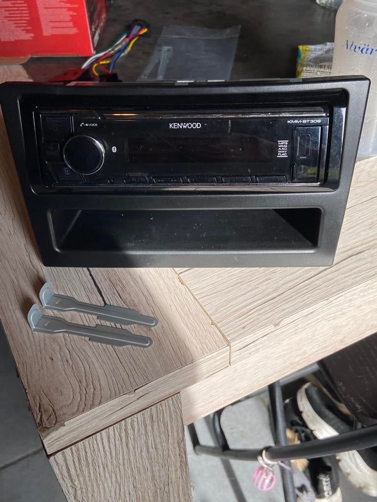 Autoradio KENWOOD KMM-BT309, Auto diversen, Autoradio's, Zo goed als nieuw, Ophalen