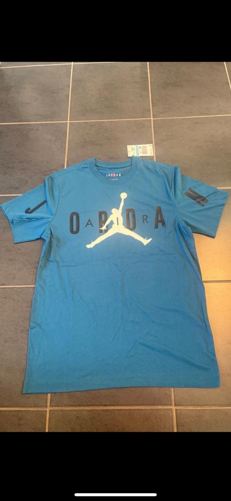 Jordan T-shirt, Neuf, Enlèvement ou Envoi, Général, Bleu