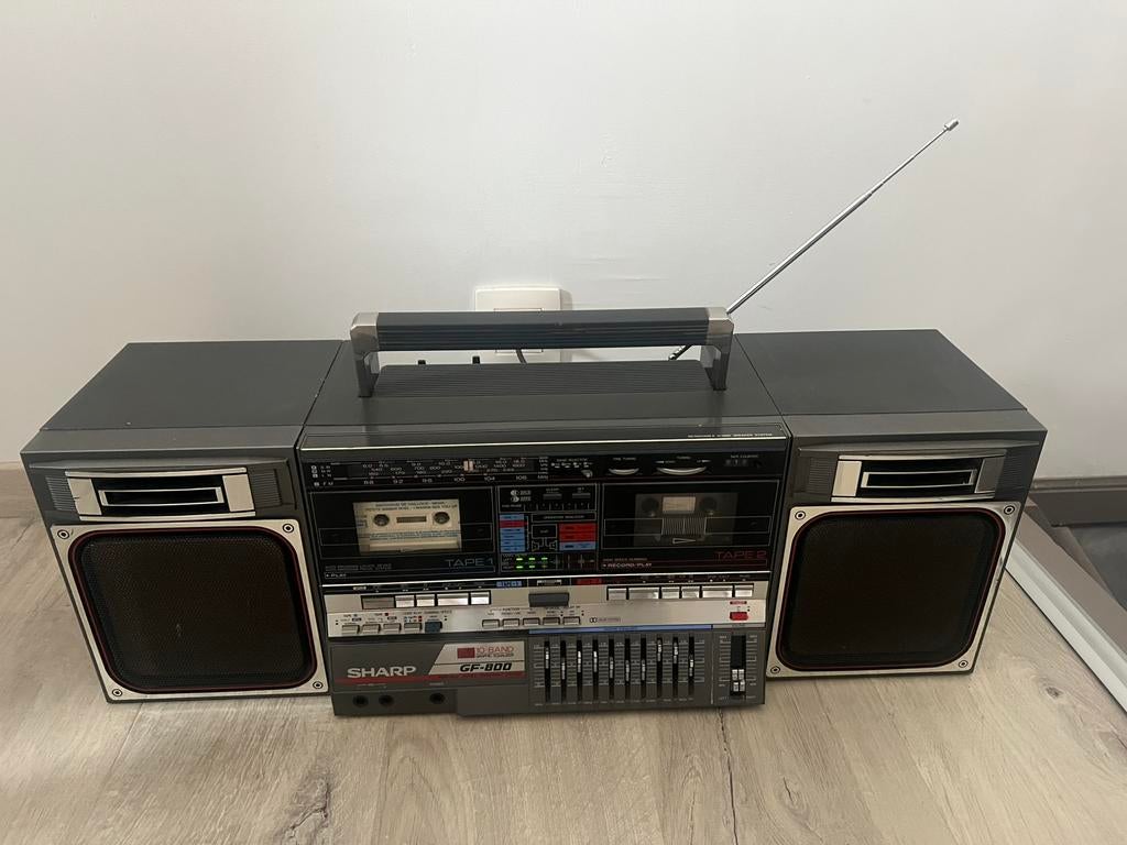 Sharp GF800, Enlèvement, Utilisé