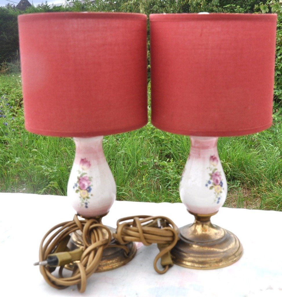paire de lampe vintage pied faience fleurie socle metal, Antiquités & Art, Enlèvement ou Envoi
