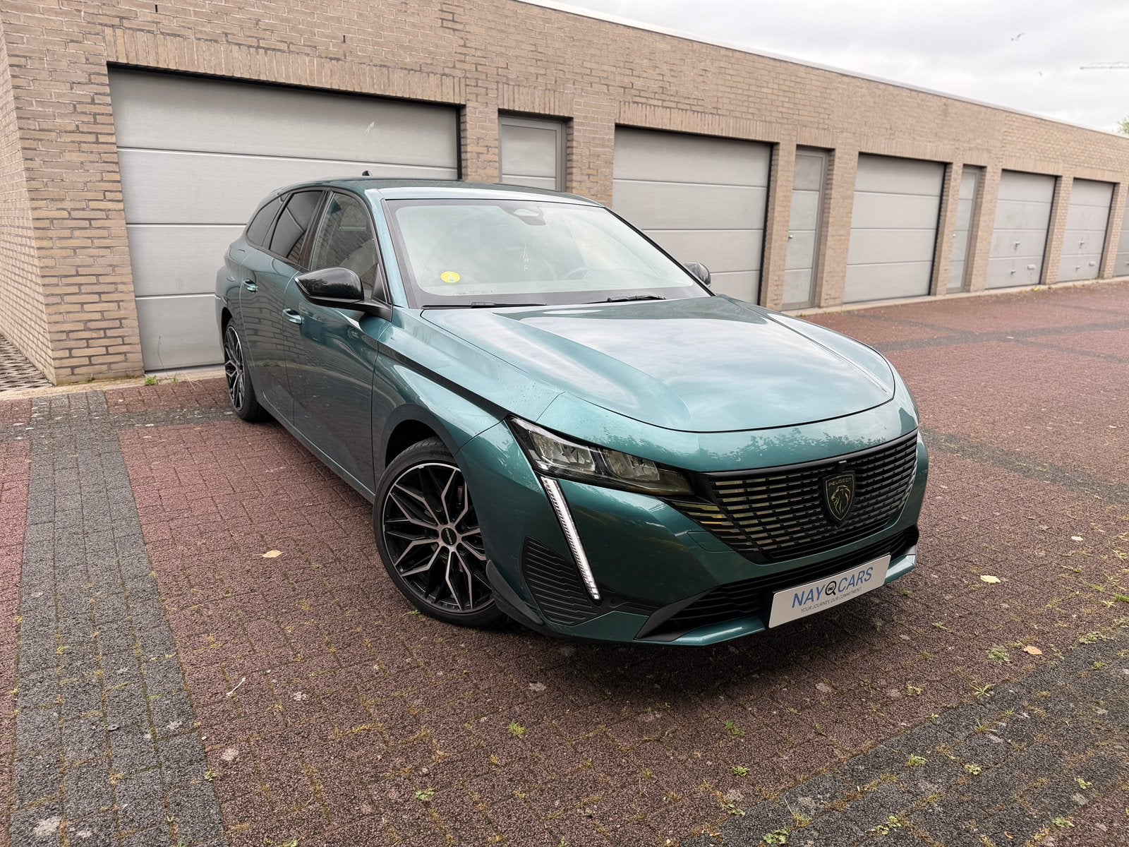 Peugeot 308 SW Allure, Automaat, 2022, veel opties, 12M GAR, Automaat, Dealer onderhouden, 1498 cc, Bedrijf