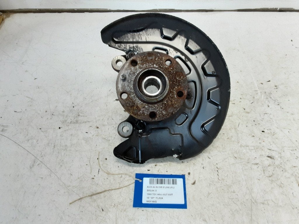 WIELNAAF LINKS VOOR Audi A3 Sportback (8VA / 8VF), Gebruikt, Mevr. I. Hauben, Audi, Rue de l'Espoir 34 34
4030  GRIVEGNÉE, BE