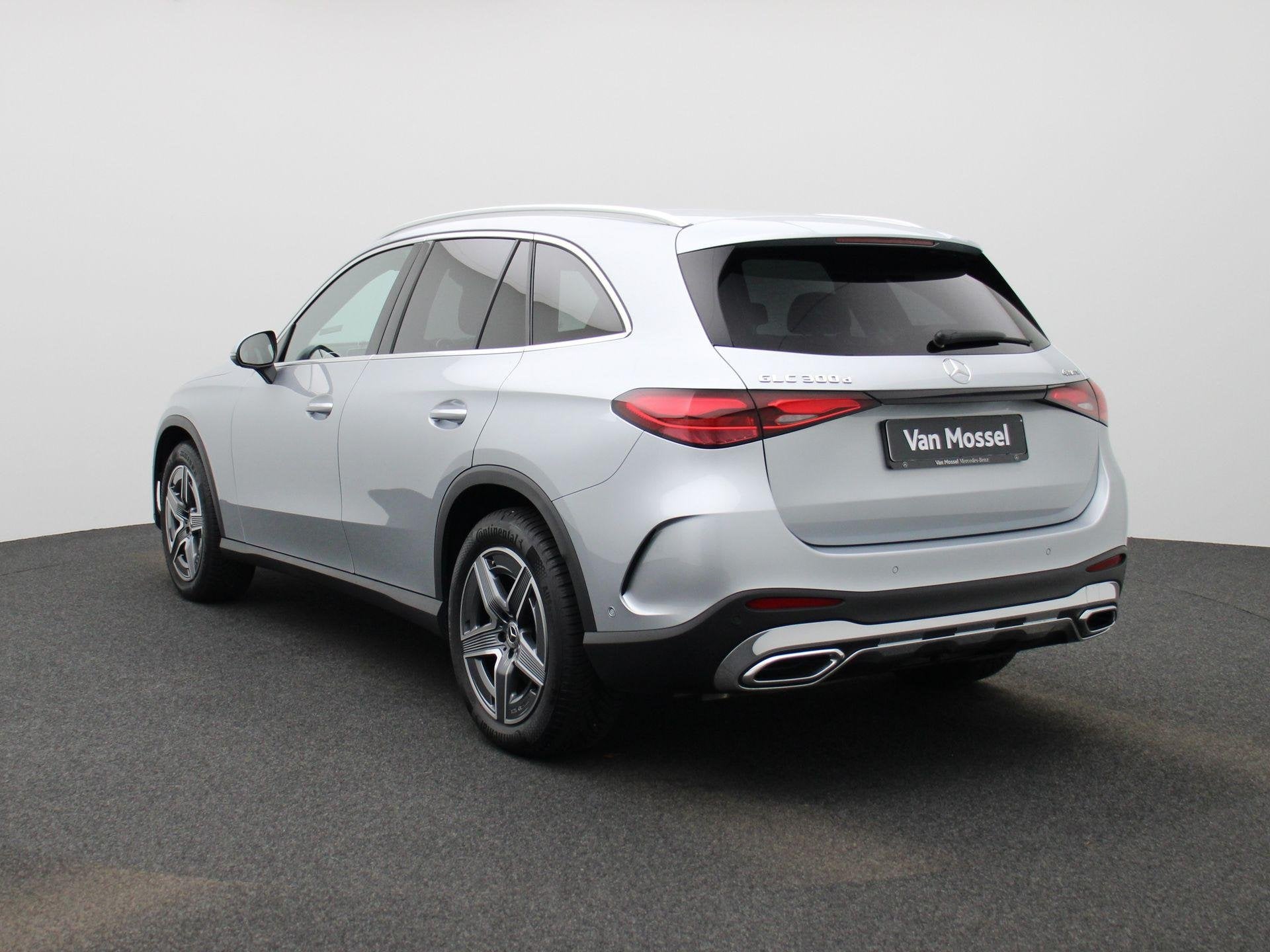 mercedes benz GLC 300d + AMG LINE + TREKHAAK + RIJASSISTENTI, Auto's, Mercedes-Benz, Automaat, 269 pk, Stof, Gebruikt