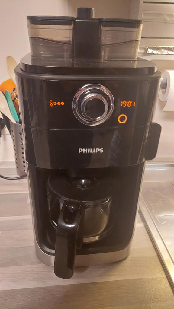 Philips koffiezetapparaat met koffiebonen, Elektronische apparatuur, Ophalen, 10 kopjes of meer, Koffiemachine, Zo goed als nieuw