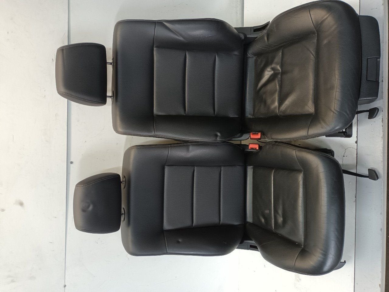 Interieur Mercedes-Benz E-Klasse, Onderdelen@venauto.nl, Van der Ven Autorecycling B.V., Ettenseweg 76, 4706 PB Roosendaal, The Netherlands