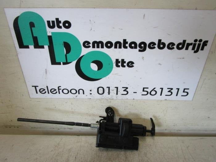 Centrale Deurvergrendelings Module van een Renault Clio (Cli, Auto-onderdelen, Overige Auto-onderdelen, Renault, Gebruikt, 3 maanden garantie