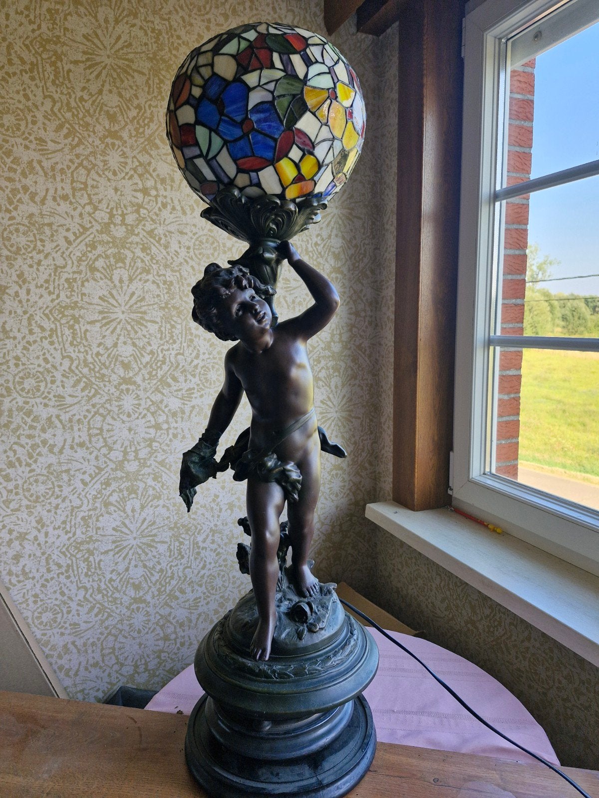 beeld met lamp, Enlèvement, Utilisé