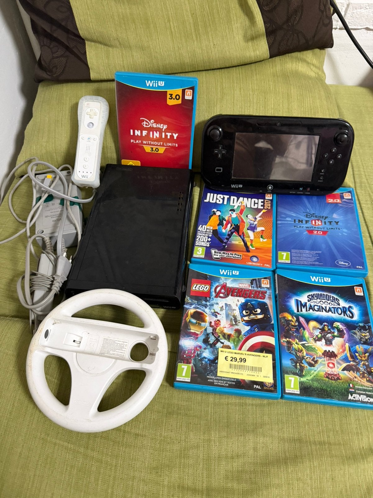 Nitendo wii u met alle accessoires, Games en Spelcomputers, Ophalen, Zo goed als nieuw