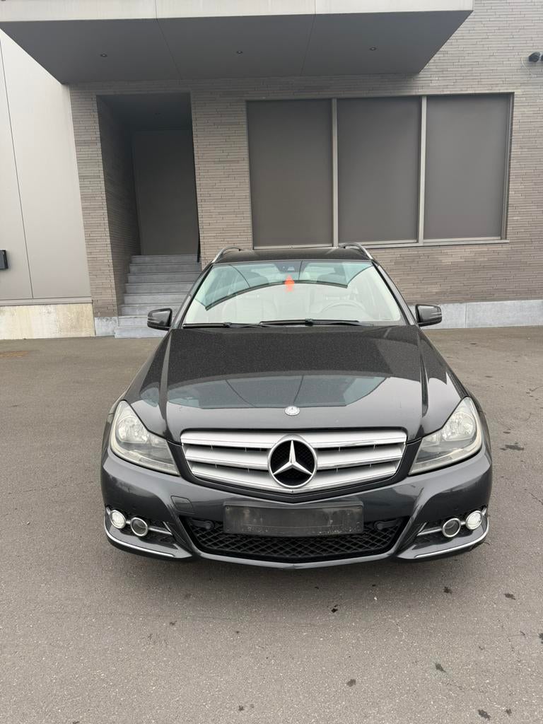 Mercedes C200/2012/274 000 km/2,2 gazole/100 kW, Autos, Mercedes-Benz, Euro 5, Achat, Entreprise, Boîte manuelle