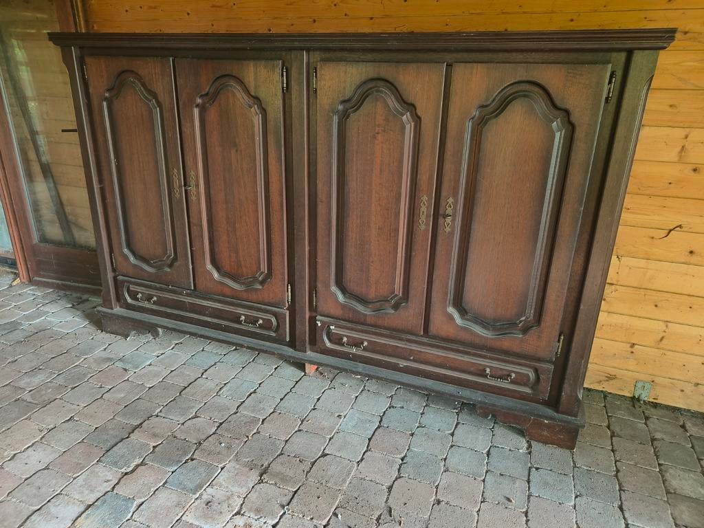 Gratis kast - zeer degelijk., Huis en Inrichting, Ophalen