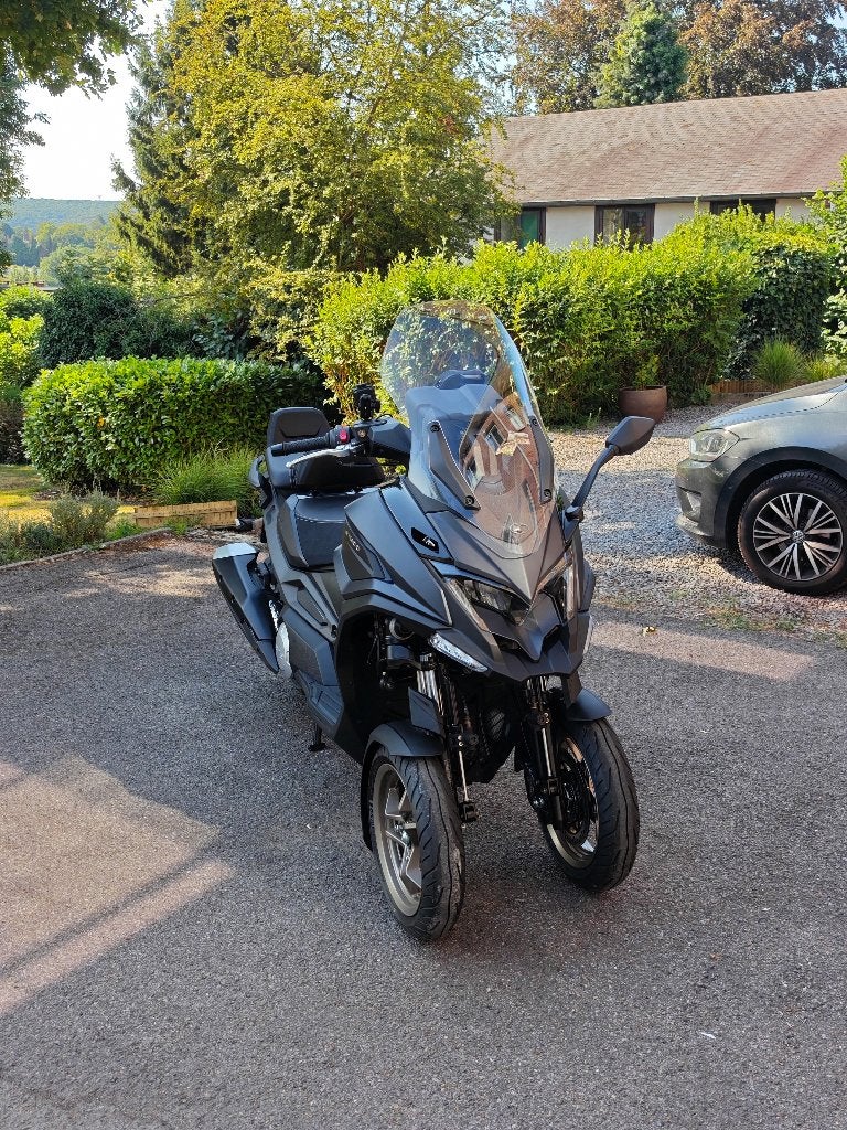 KYMCO SCOOTER CV3 575 NEUF 44KM, Vélos & Vélomoteurs, Neuf, Autres modèles, 575 cm³, Enlèvement
