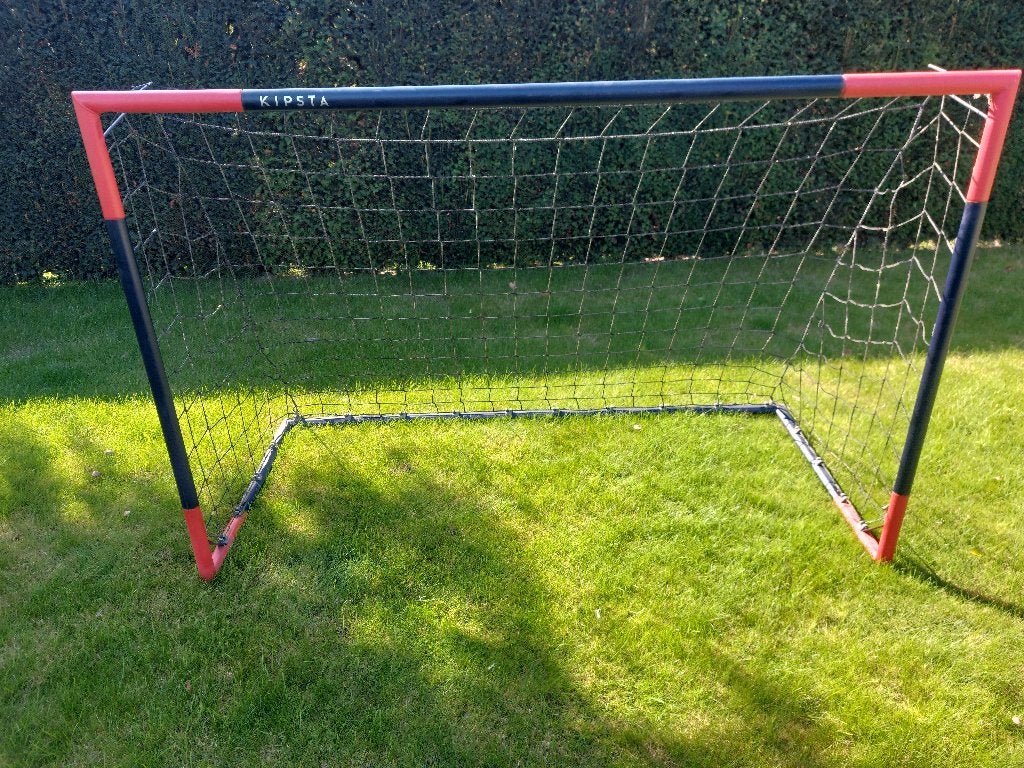 KIPSTA Voetbaldoel Classic M (180 cm x 120 cm) wit, Sports & Fitness, Enlèvement, Utilisé, Autres types