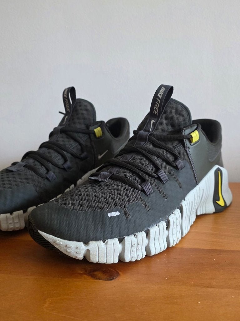 Nike Free Metcon 5 EU 47 - Black/Olive - nieuw - Elsene, Overige kleuren, Sportschoenen, Nieuw, Ophalen