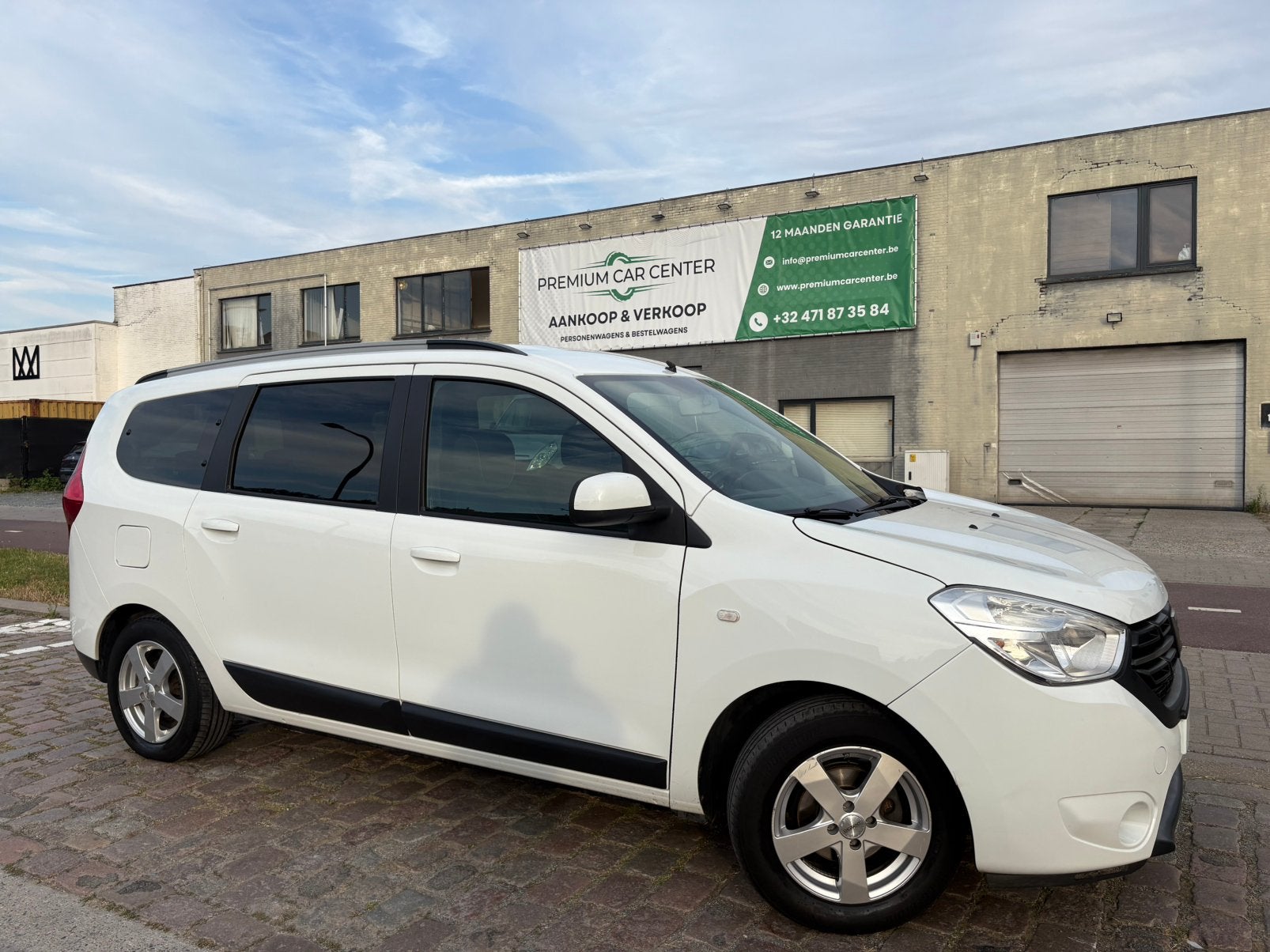 Dacia Lodgy | 12 M Garantie | 110 Dkm | Benzine | 2018 |, Auto's, Dacia, Voorwielaandrijving, 139 g/km, 4 cilinders, https://public.car-pass.be/vhr/6e227d76-3232-454d-9410-c6853709a993