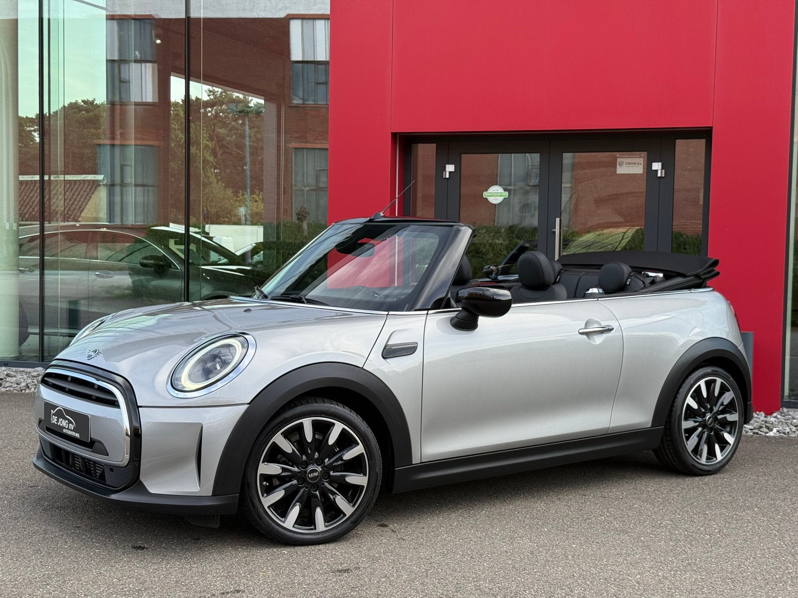 Mini Cooper Cabrio 1.5 Benzine Amper 26.025Km  EYECATCHER, Auto's, Cabriolet, Leder, Bedrijf, Handgeschakeld