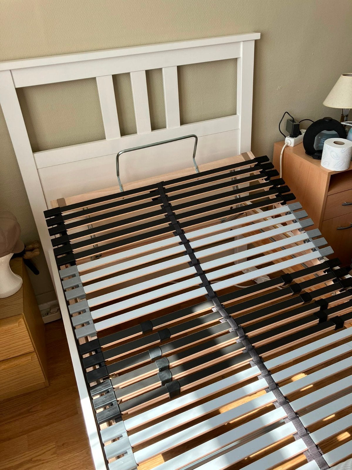 Lit 1 personne avec sommier et matelas état neuf, Ophalen, Matras