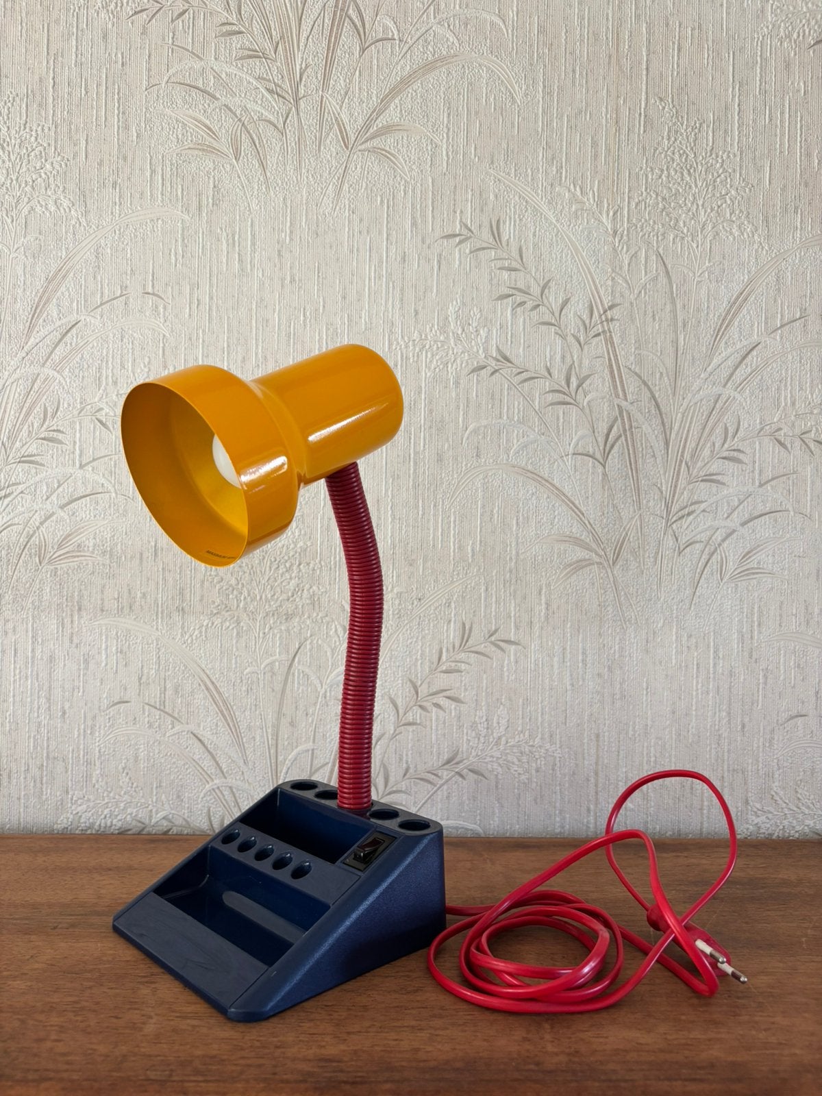 Vintage MASSIVE Belgium - Memphis bureaulamp - postmodern, Bureaulamp, Overige merken, 33 cm, Meerkleurig